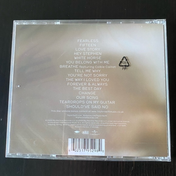 Taylor Swift Fearless European Edition CD - Picture 2 of 3